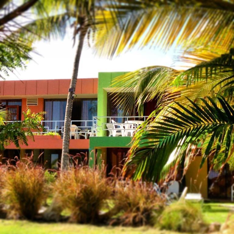 Moonraker Beach Hotel Christ Church Exteriör bild